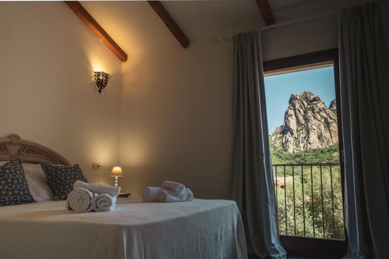 La Suera San Pantaleo Hotel Eksteriør billede