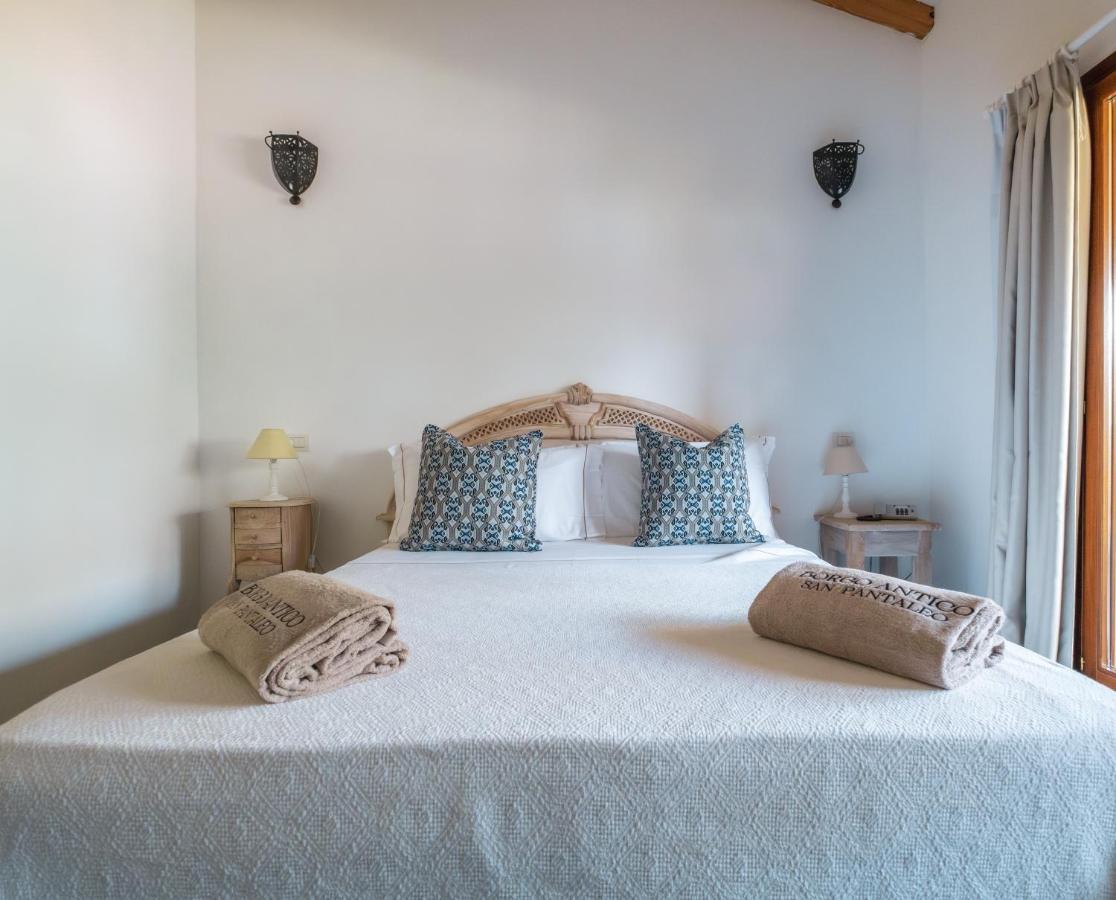 La Suera San Pantaleo Hotel Eksteriør billede