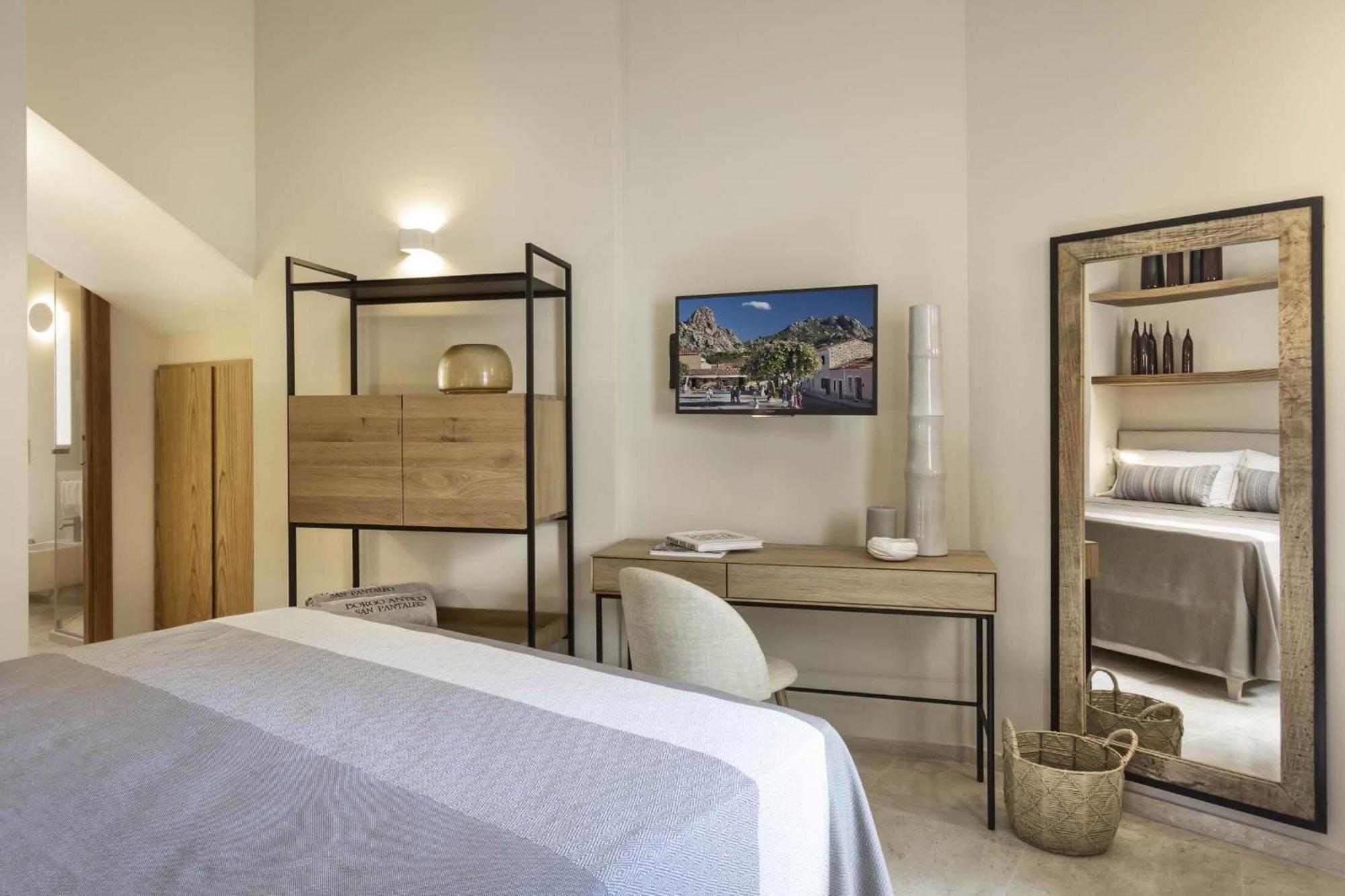 La Suera San Pantaleo Hotel Eksteriør billede