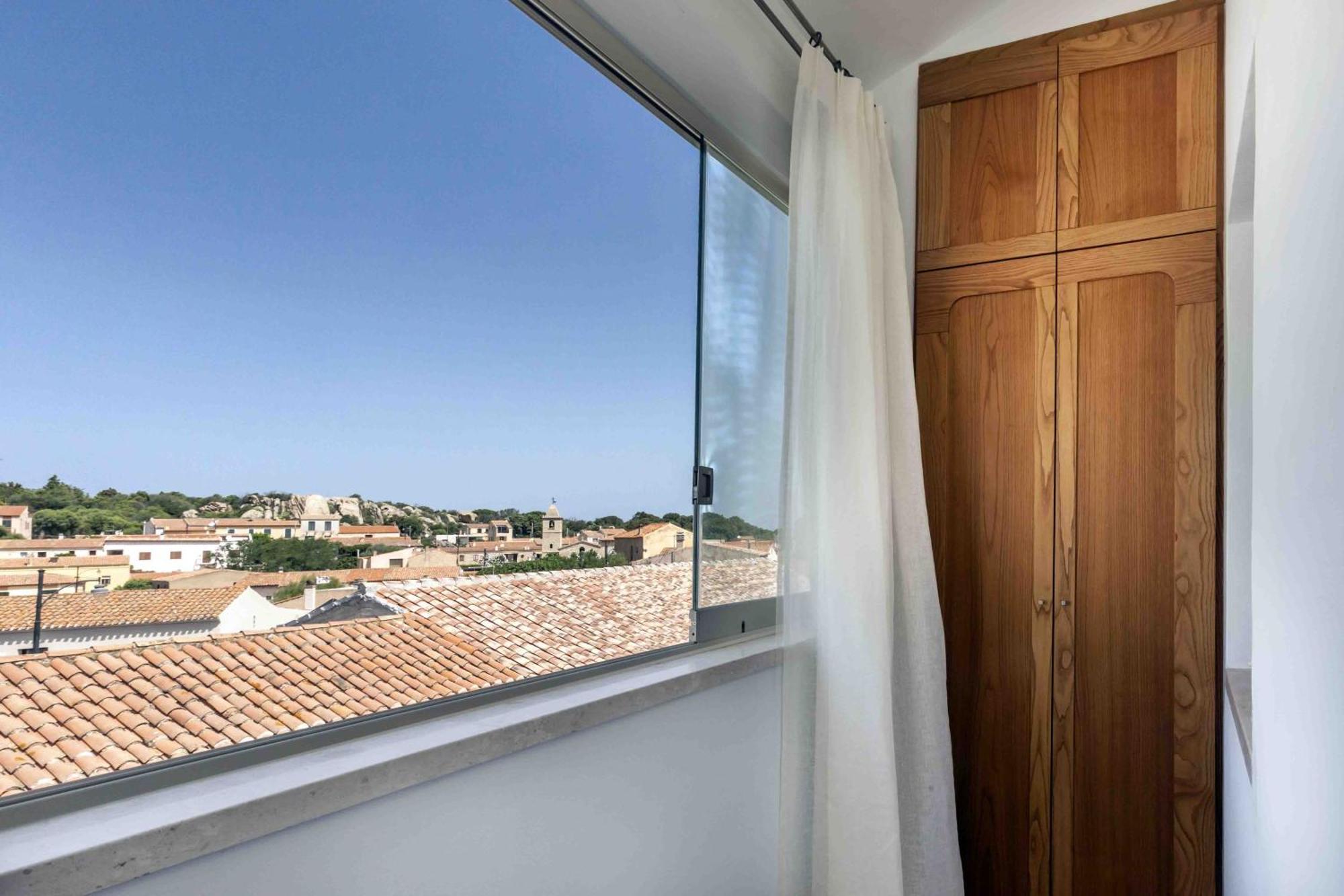 La Suera San Pantaleo Hotel Eksteriør billede