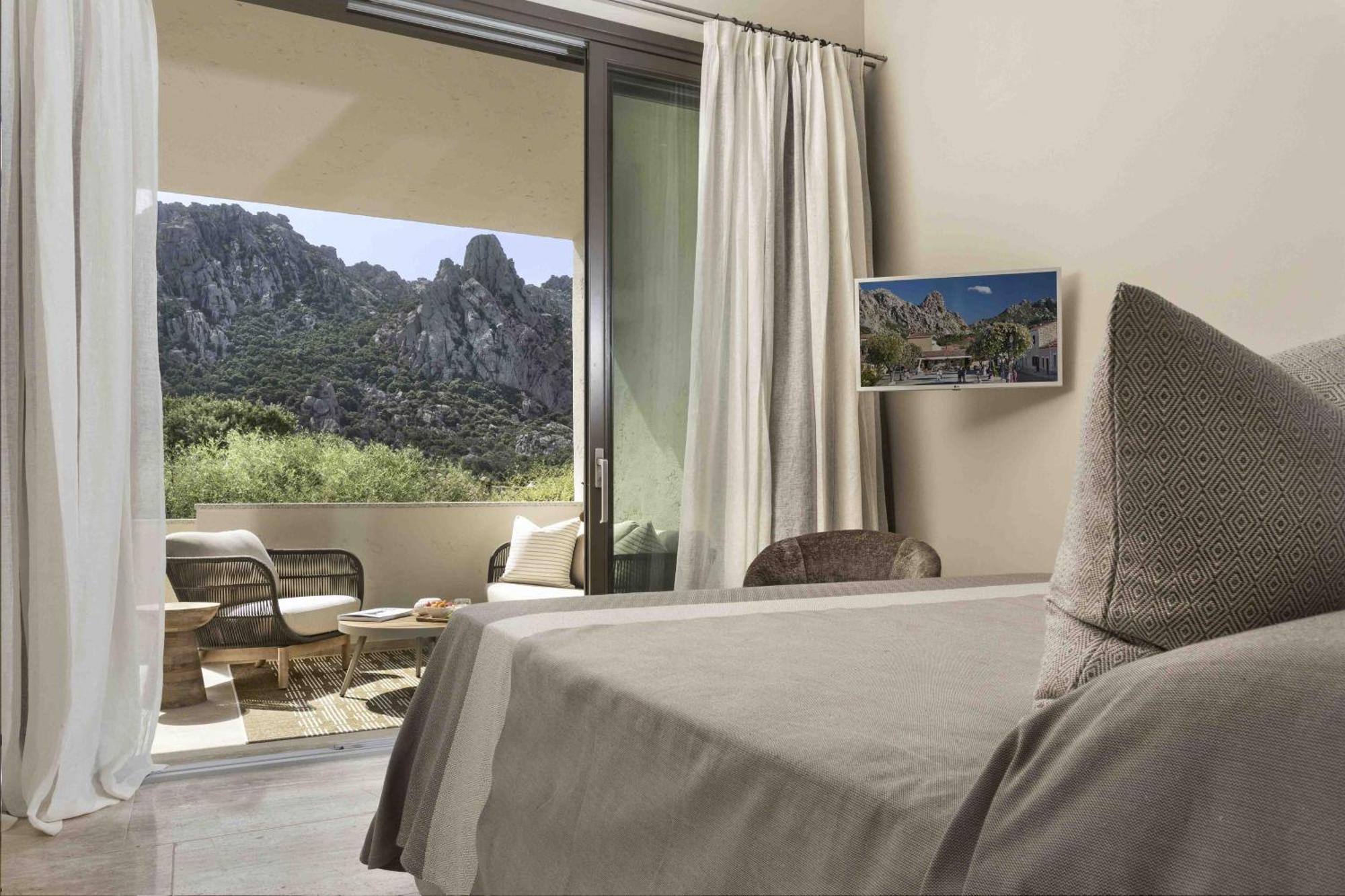 La Suera San Pantaleo Hotel Eksteriør billede